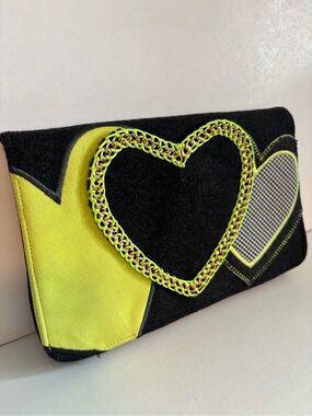 🔵 2 for $14 | Shiraleah Wool Felt Clutch | Neon Heart Design Shiraleah